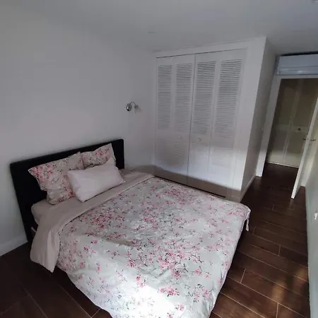 Apartment Bel T2 Dans A Saint-raphael Valescure A 10 Minutes De La Mer Saint-Raphael (Var)