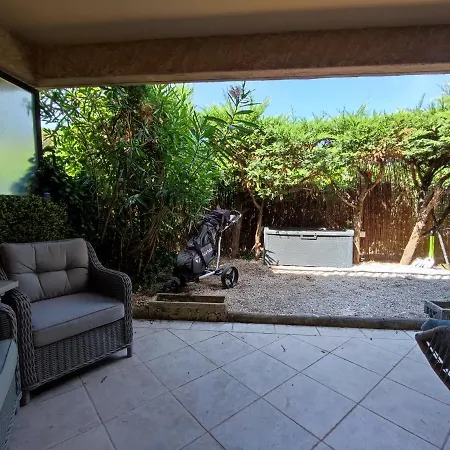Bel T2 Dans A Saint-raphael Valescure A 10 Minutes De La Mer Apartment